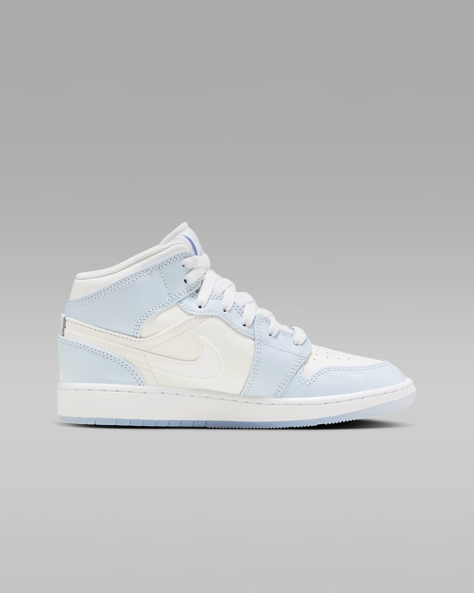Air Jordan 1 Mid SE Older Kids Shoes. Nike CA